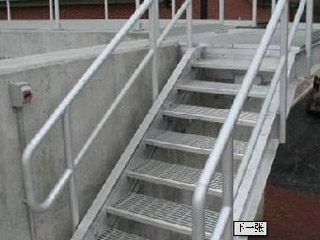 樓梯格柵板